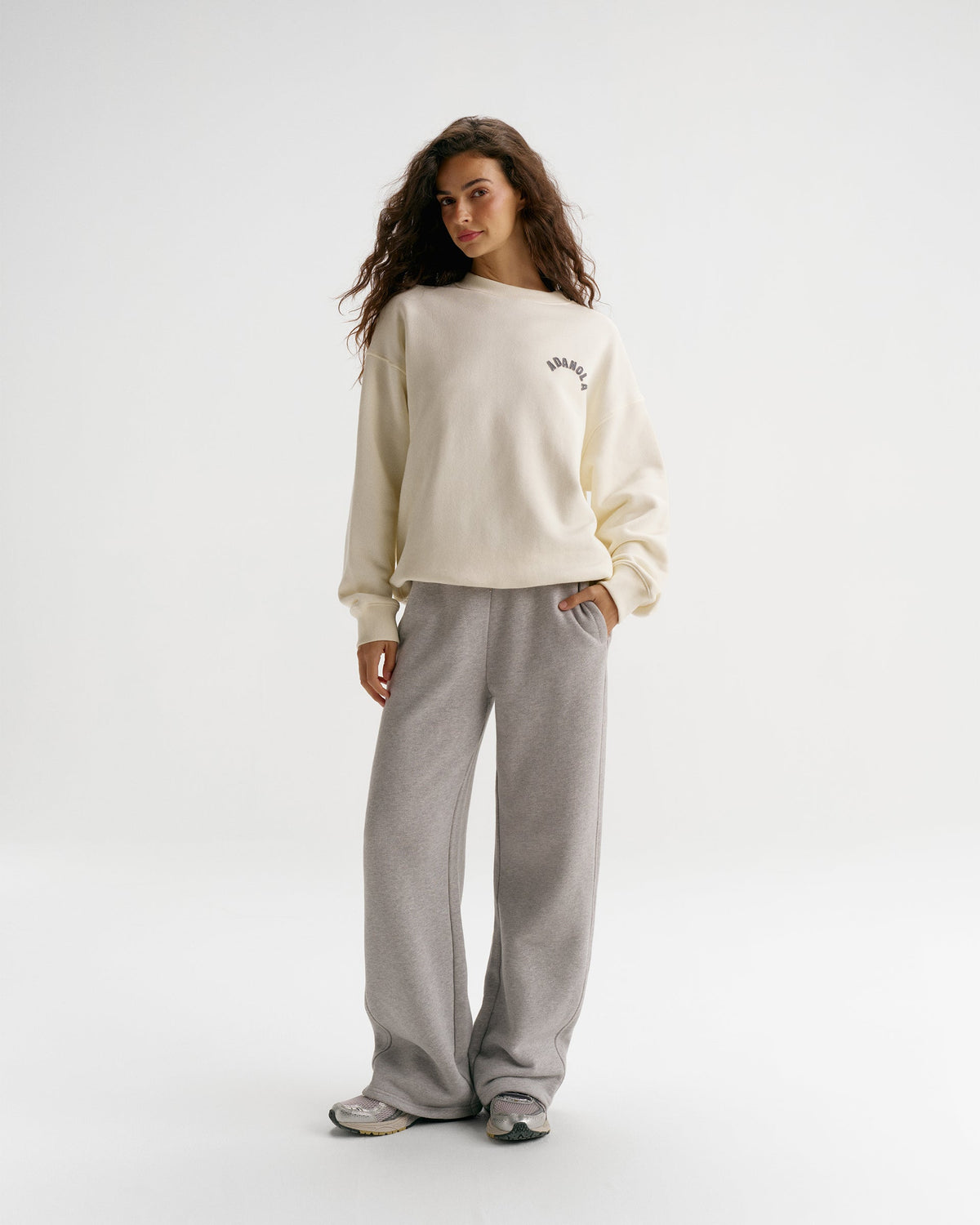 Classic Oversized Sweatshirt (2 colors)