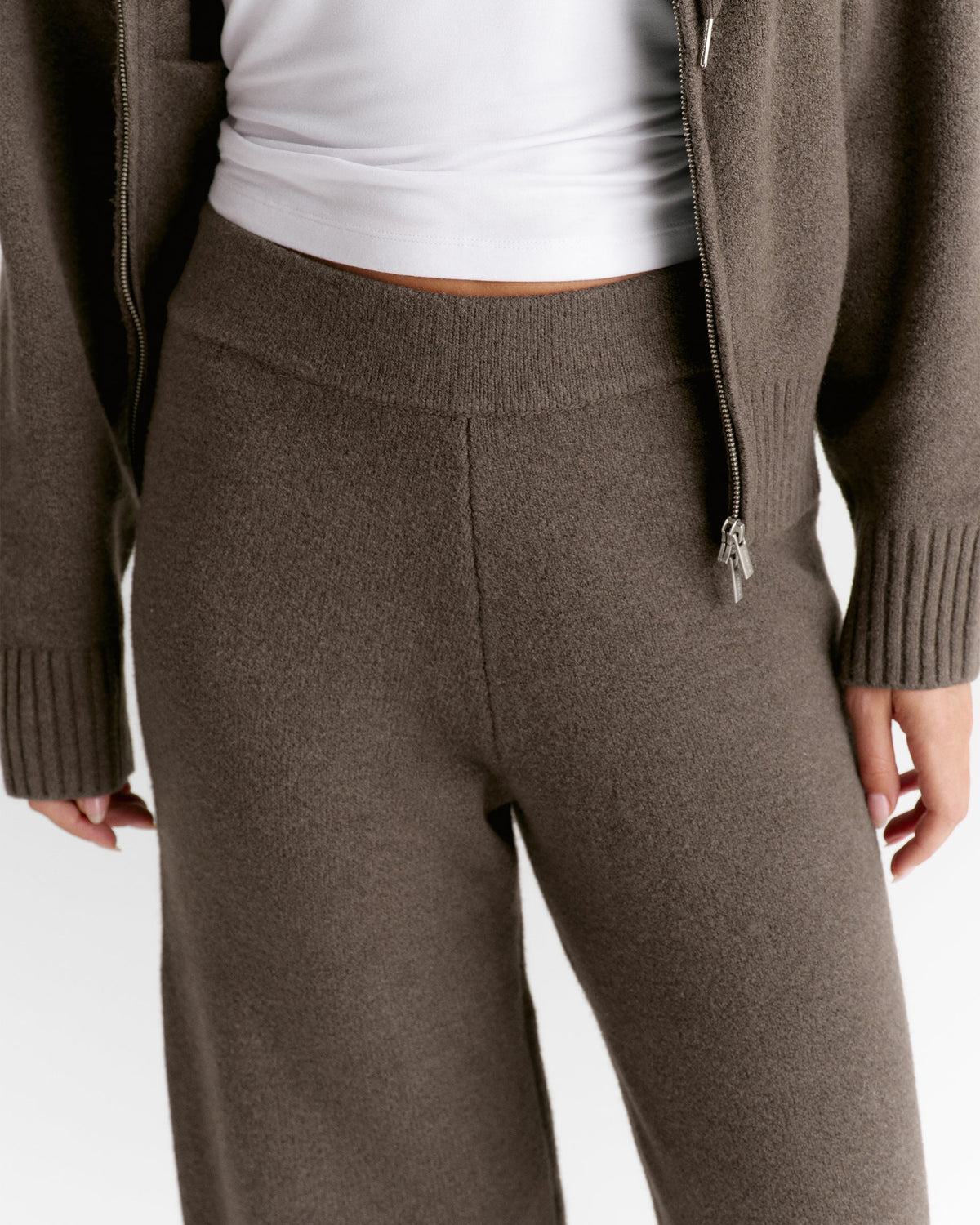 Knit Straight Leg Sweatpants (2 colors)