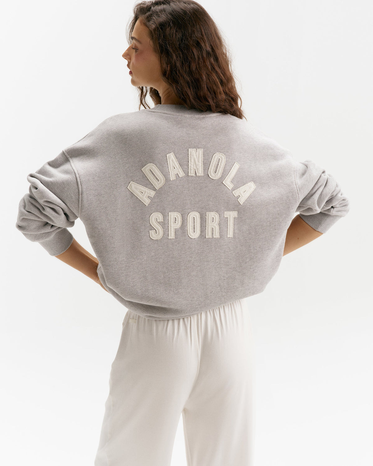Classic Oversized Sweatshirt (2 colors)
