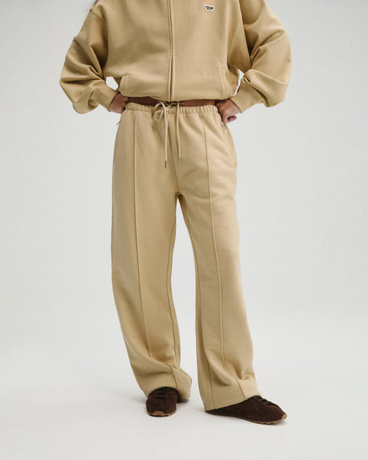Pintuck Straight Leg Sweatpants - Caramel Beige